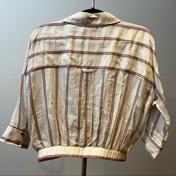 UO Lennox Surplice Crop Blouse - Picture 6 of 10